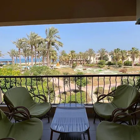 Sea View Chalet At Laguna Bay Sokhna